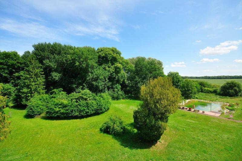 Schlossgut Гросс-Шванзе Экстерьер фото The park